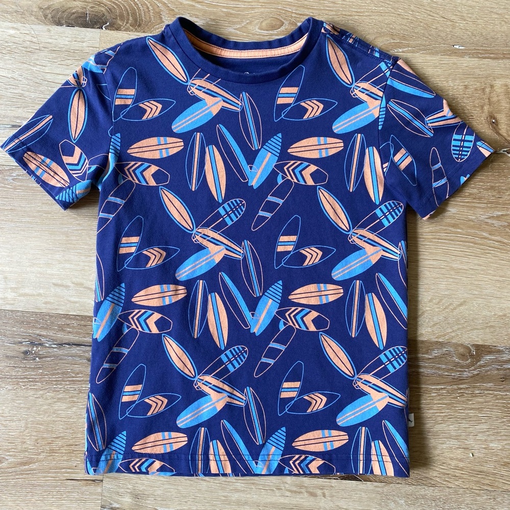 Boys size 6 short sleeve Tommy Bahamas T shirt